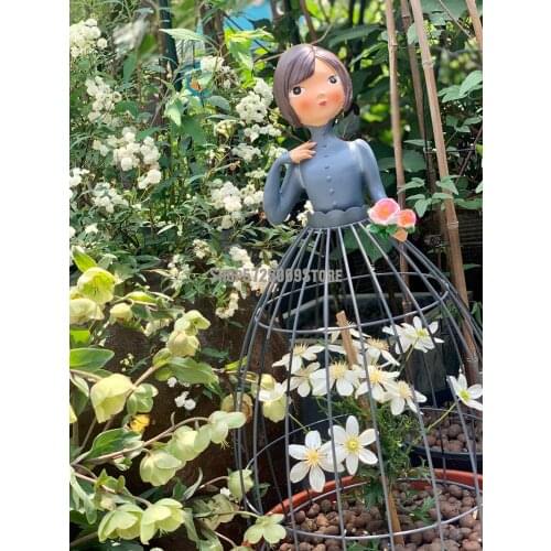 Garden old wrought iron girl princess dress flower stand ornaments garden balcony flower shop flower pot decoration climbing sta