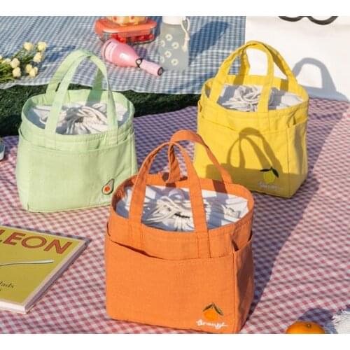 A variety of colors and sizes can be selected the belt design with built-in insulation aluminum foil canvas lunch box bag J06