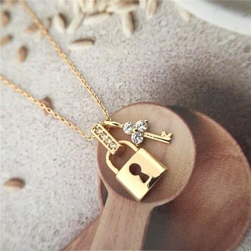 Super Cute Gold Color Plating Lock and Key Set Pendant Zircon Decorated Delicate Necklace For Women Girl Gorgeous Trendy Jewelry