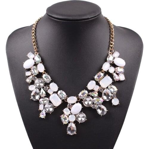 2021 New Arrival Design Fashion Brand Chain Necklace Acrylic Crystal Statement Necklace for Women Jewelry Wholesale