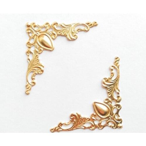 200pcs Wholesale Photo Album Angle Pressure Corner Protector Protects Brass Antiuqe Bronze Color Metal Bag Edge Angle 4.2cm Long