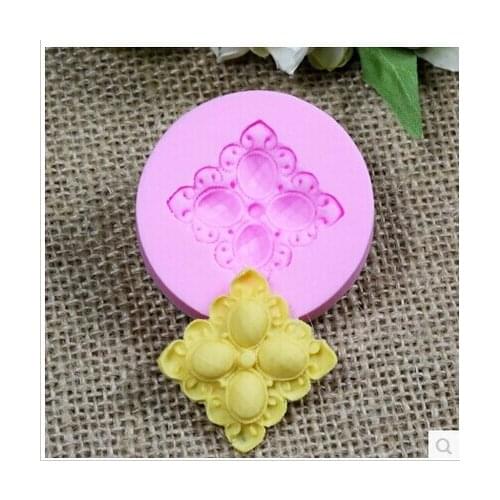 The Stone FlowerShoes Shaped Fondant Mold,Resin Clay Chocolate Candy Silicone Cake Mould,Fondant Cake Decorating Tools