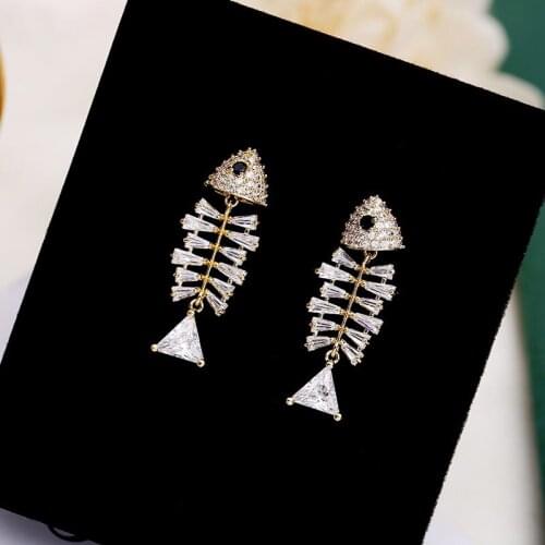 New Simple Style Personality Creative Fish Bone Stud With Zircon Female Animal Stud Earrings Jewelry