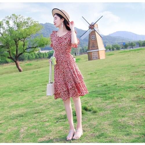 Summer New Floral Elegant Flared Sleeves Temperament Chiffon Slim Ruffle Cupcake Dress Fashionable Cocktail Dresses 3440