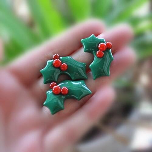Hot Sale For Christmas Holiday Decoration 20pcs 29*19mm Cute Flat Back Resin Cabochons Christmas Accessory