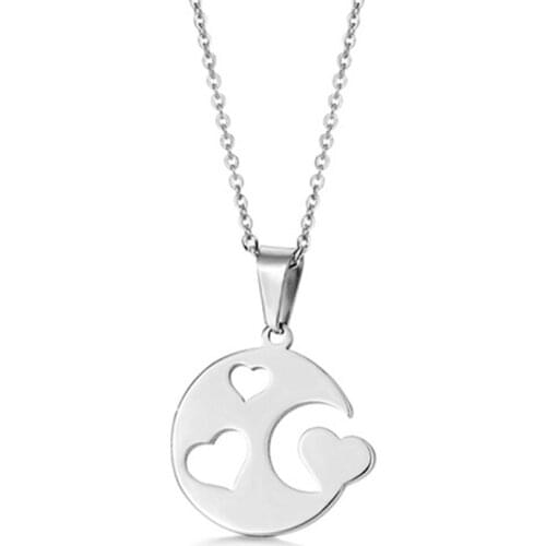 Simple Hollow Out Heart Moon Pendant Necklace Stainless Steel Silver Color Clavicle Chain Fashion Womens Jewelry Gift