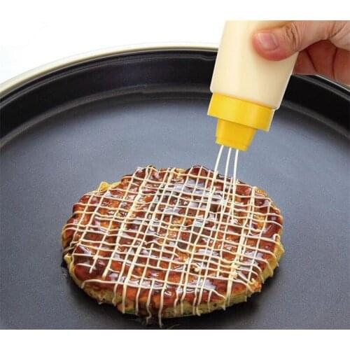 4-Hole Plastic Salad Dressing Squeeze Bottle Condiment Dispenser Ketchup Mustard Kitchen Accessories