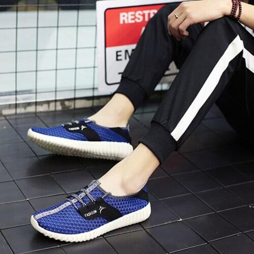 2019 Hot Sale Round head flat mens casual shoes Old Beijing mens flat bottom net shoes Solid color breathable lazy shoes
