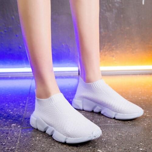 Plus Size Women Shoes Stretch Fabric Sneakers Women Casual Vulcanize Shoes Female Slip On Basket Socks Shoes Female Scarpe Donna