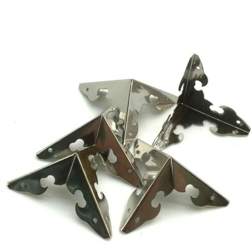 30PCS 30X30X30mm Metal Retro Corners For Books Scrapbooking Photo Albums Menus Corner Protectors Metal Crafts DIY Ornament SC087
