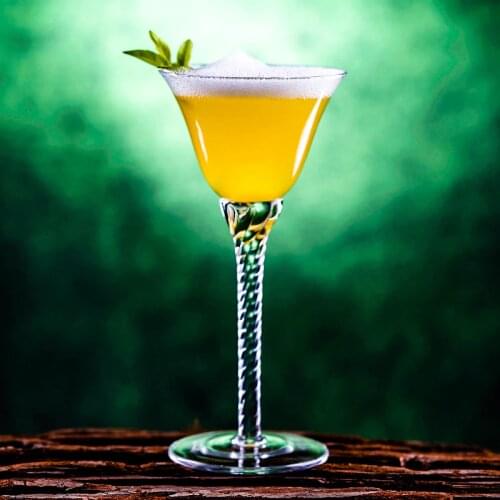 Cocktail Glass Japanese Style Martini Glass Goblet Bar Professional Drinkware