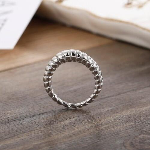 Three-color Spiral Personality Ladies Ring Romantic And Wweet Anniversary Gift Size6-10