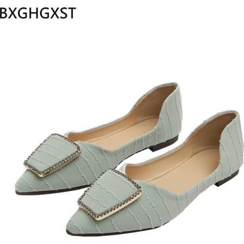 Women Casual Boat Shoes Designer Loafers Flats Shoes Women Fashion Black Pointed Toe Slip on Shoes for Women 2021 Zapatos Mujer