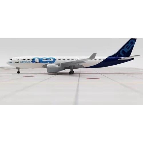 20cm Airbus Alloy A330 Prototype NEO Simulation Passenger Aircraft Model With Landing Gear Exclusive Gift For Aircraft Fans
