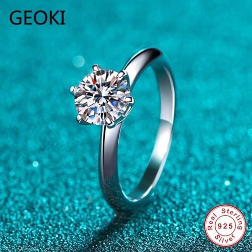 Geoki Passed Diamond Test 0.5-2 CT Perfect Cut Moissanite 6 Prong Wedding Ring 925 Sterling Silver Diamond Rings Classic Jewelry