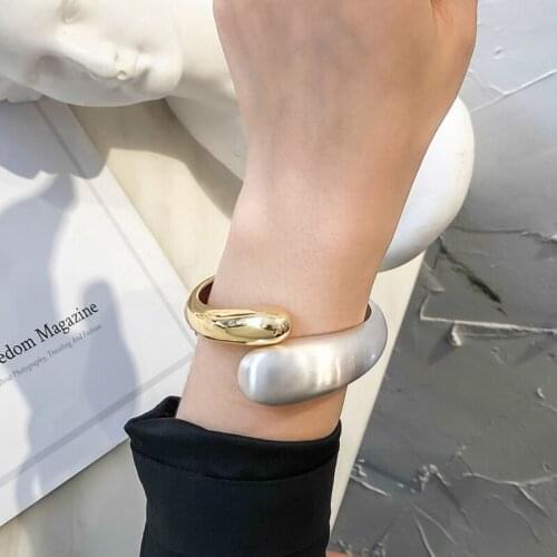 2020 Simple Bangles Charm Gold Color Alloy Wide Opened Bangles Fashion Snake Bracelet & Bangles For Women European American