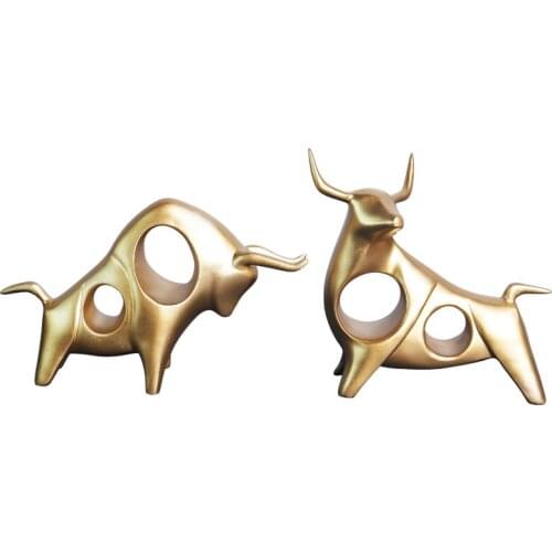 Cattle Statue Ox Office Home Decor Living Room Bull Sculpture Wine TV Cabinet Ornament Crafts Abstract Animal Cow Resin Figurine