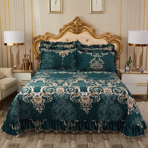 2020 new products Thickened warm crystal velvet Bed cover Fitted Sheet Pillowcases 2/3 pcs printing Luxury Round lace Bedding