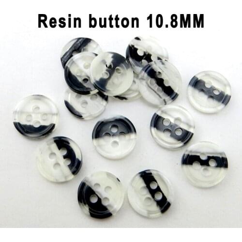 100PCS 10.8MM Black Stripe Shirt RESIN Buttons 4 Hole Coat Kids Sewing Clothes Accessory Round Button R-380