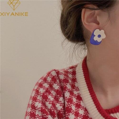 XIYANIKE Fashion Jewlery Blue White Flowers Stud Earrings For Women Acrylic Classic Earrings 2021 Trend New Gift Party Brincos
