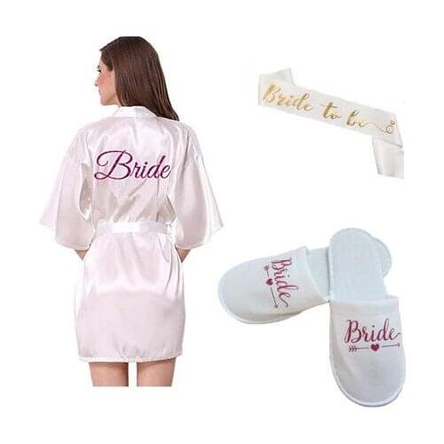 Customize 3pc set of glitter gold bride satin short bride robe slippers bridal sash peignoir women Bridal Party 2019 kimono robe