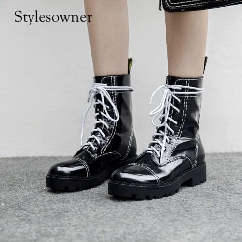 Stylesowner Euramerican Style Black and White Thick Heels Martin Boots Low Heels Round Toe Mature Cool Ankle Boots Lace-up