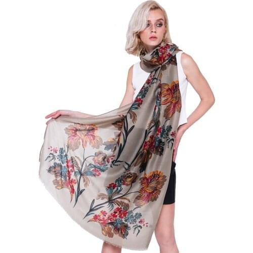 2019 Fashion Cotton Flower Gold Foil Print Scarves Shawls Beautiful Bloosom Flower Gold Wrap Scarf Muffler Hijab Free Shipping