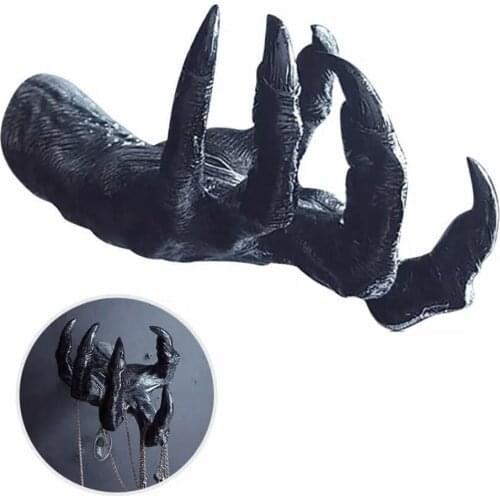 Wall Resin Crafts Statues Outstretched Ghost Houses Door Sculpture Figurines Pendants Necklace Wall Mount Hanger Outdoor Decor