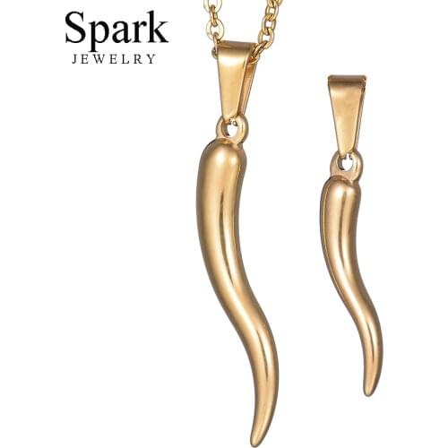 Spark Novelty Stainless Steel Chili Pendant Necklace Gold Pepper Charm Necklaces For Women Girls Birthday Party Gift Colliers