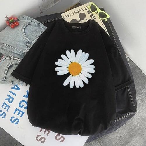 Daisy flower printed womens casual large size loose short-sleeve tops Harajuku Streetwear chic fun cute soft summer T-shirt