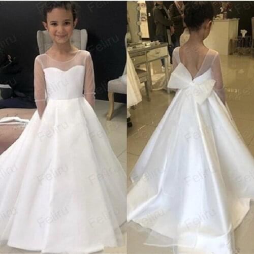 Pure White Flower Girls Dresses With Sleeves A-Line Pockets Bow Holy First Communion Dresses Sweep Train Birthday Party Gown