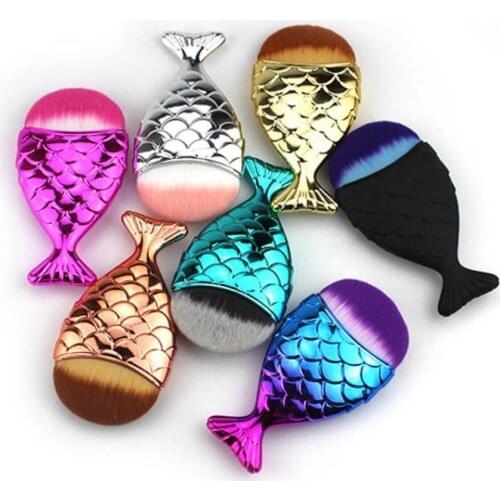 7 Colors Large Size Fishtail Makeup Brush Foundation Brush Mermaid Mask Brush Beauty Tool