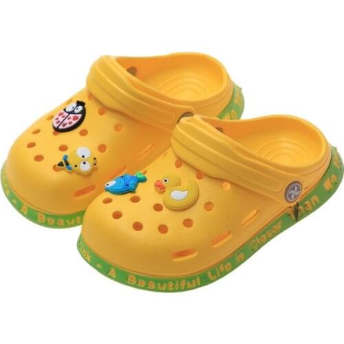 Baby Slippers Cartoon Childrens Hole Shoes Girls Soft and Non-slip 2021 New 1-8 Year Old Cute