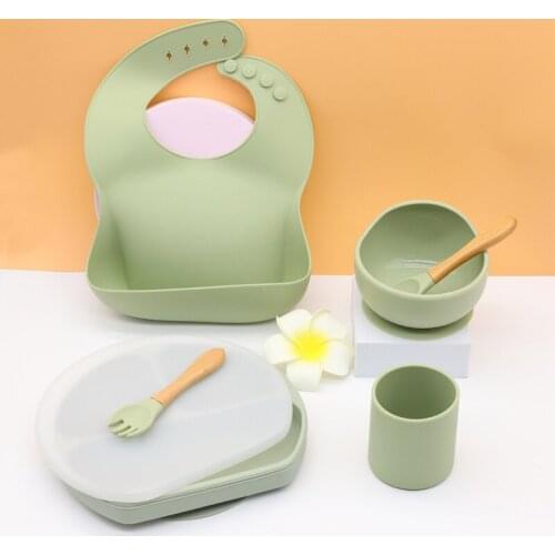 4Pcs/Set Silicone Babies Bibs Bowl Spoon Fork Waterproof Infants Tableware Children Adjustable Lunch Feeding Cup Dishes Sets