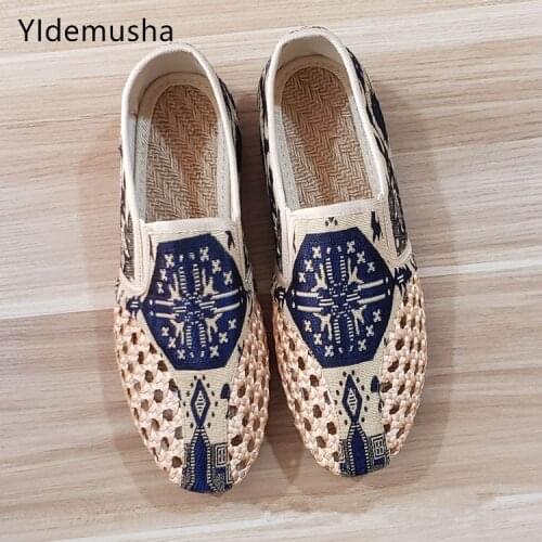 Couple models fashion Flats Summer Linen breathable mesh sandals Slip On Casual Flat Shoes light Comfortable embroidered shoes
