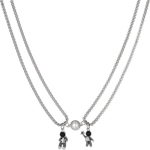 VG 6YM New Creativity Astronaut Round Sphere Ladies Necklace Fashion Womens Birthday Present Jewelry Dropshipping Gifts