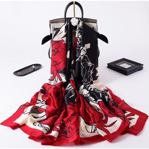 2021 Fashion Summer Sunscreen Silk Scarves Female Dustproof Beach Towel Popular Print Handkerchief Luxury Flower 180X90CM Shawls