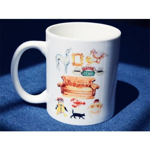 1pcs New Friends TV Show Hugsy Photo Frame Dog etc Coffee Mugs Tea Milk White Ceramic Cups Drinkware Unisex Mug New Year Gifts