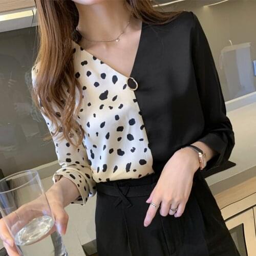 Korean womens silk tops womens high heels tops printed satin womens silk womens V-neck shirt tops