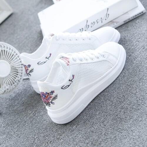 Tenis Feminino Tenis Mujer 2019 Women Tennis Shoes Tenis Blancos Female Trainers Chaussure Femme Students Tennis Flat Sneakers
