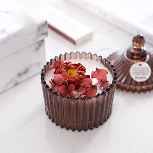 Chrysanthemum Smokeless Fragrance Handmade Scented Candle Natural Soy Wax Wedding Birthday Beautiful Candlestick Home Decoration