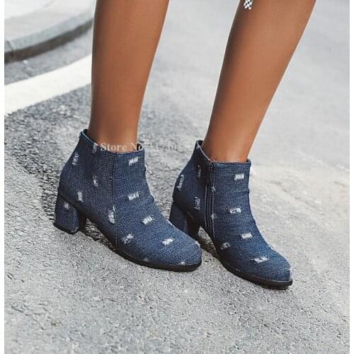 New Denim Chunky Heel Ankle Boots Women Fashion Round Toe Mid Heel Broken Hole Jean Short Boots Popular Street Style Casual Shoe