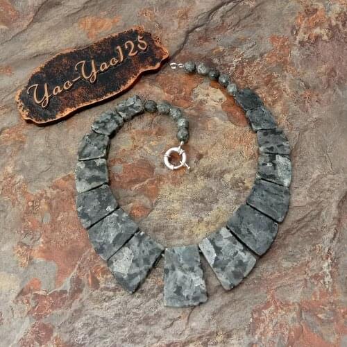 YYGEM 19'' Top-Drilled Larvikite Black Labradorite Graduated chokers Necklace Vintage style for women
