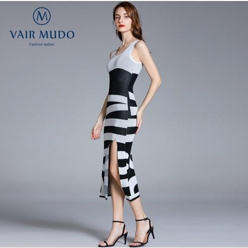2021Women Fashion Dress Color Contrast Oversized Letter Logo Sleeveless High Slit Bag Hip Knitted Dress Stretch ElegantY-81