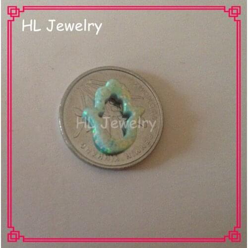 2015 New Shape 11*13MM Synthetic Opal Hollow Hand Hamsa For Sale Blu Green /white Color Hand Hollow Opal Pendant Loose Beads