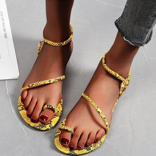 TELOTUNY sandals 2021 Women Fashion Flat-Bottom Large Size Beach Shoes Flip Flops PU Snake print Female Ladies Summer Sandals