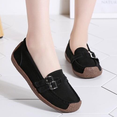 Womens Spring Autumn Casual Shoe Leather Shallow Mouth Cover Foot Flat Bottom Casual Shoes Large Mothers Shoes Bean Shoe 35-42