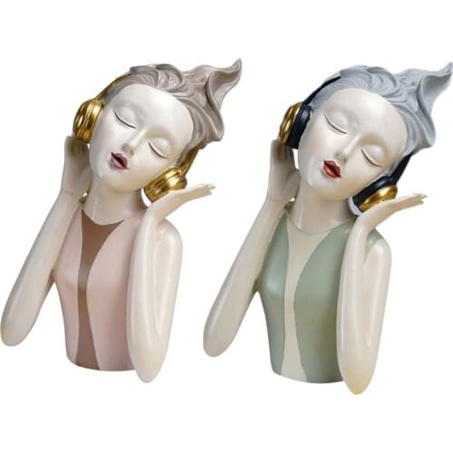 Modern Resin Sculpture Fashion Wear Headphones Girl Home Decor Living Room Decoration Figures Accessories Holiday Gifts New 2021