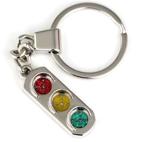 1Pcs Red And Green Lights Traffic Light Keychain Car Key Chain Male Womens Key Ring Keychain Bag Car Hanging Pendant Jewelry