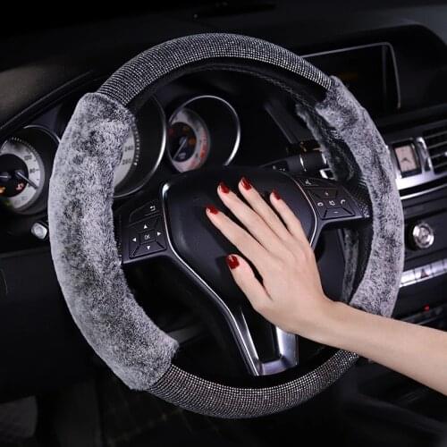 Warm Winter Car Steering Wheel Cover Plush Rhinestone Bling Car-Styling Accessories Interior Woman Funda Volante Coche 38cm